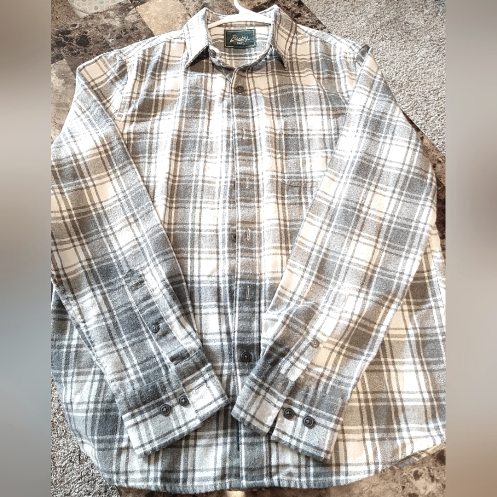 Men's LS button-down shirt.